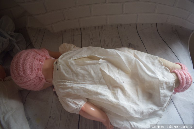 Губки бантиком, бровки домиком... Огромное спасибо Shvetko Светлана за антикварного малыша из США (фото 2)