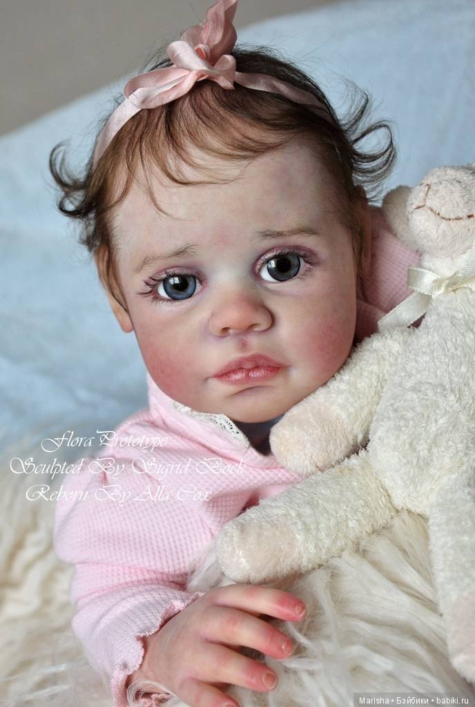 Flora и Nora скульптора Sigrid Bock, автор прототипов Алла Кокс