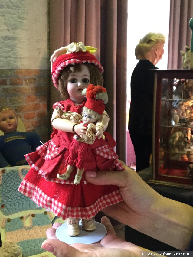 Выставка антикварных кукол в Брюгге. Часть 2