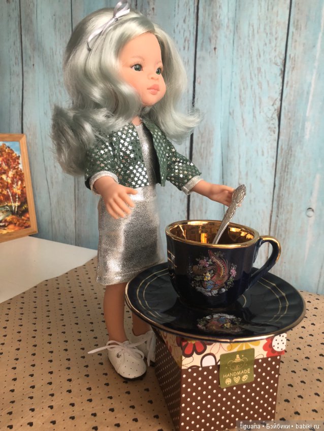 Разноцветные подружки Paola Reina