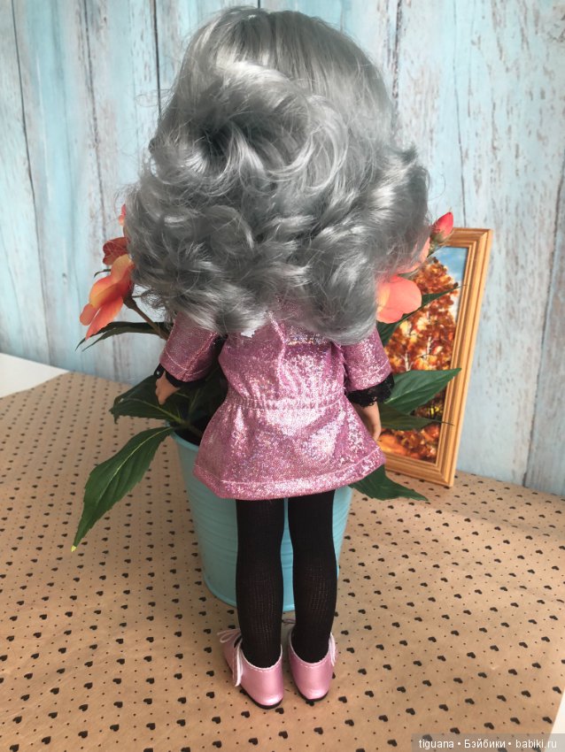 Разноцветные подружки Paola Reina