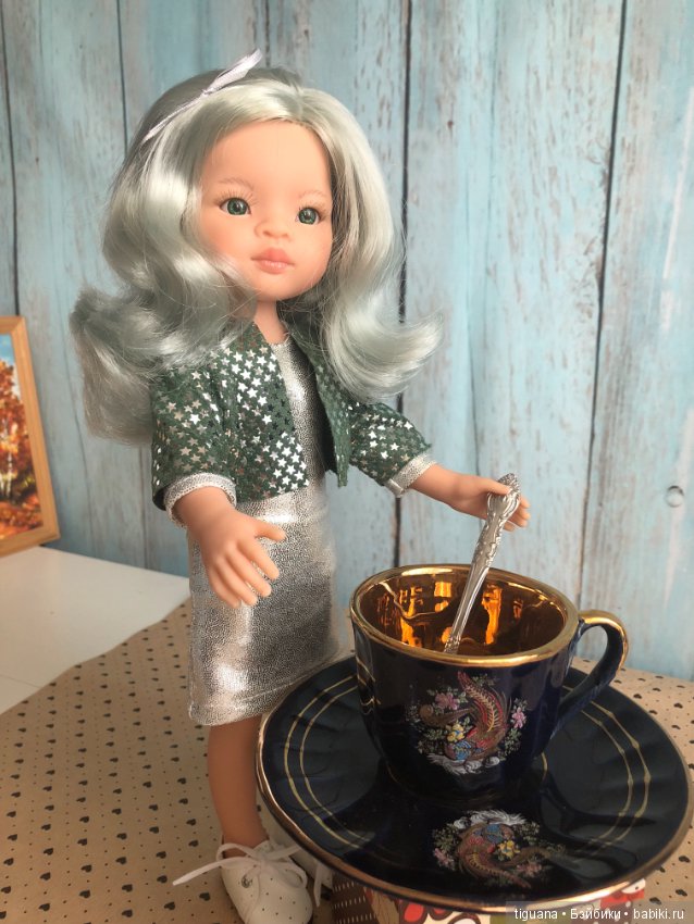 Разноцветные подружки Paola Reina