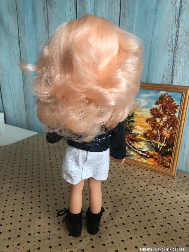 Разноцветные подружки Paola Reina