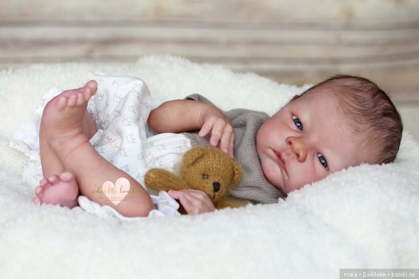 River скульптора Toby Morgan, автор прототипа Jacqueline Kramer