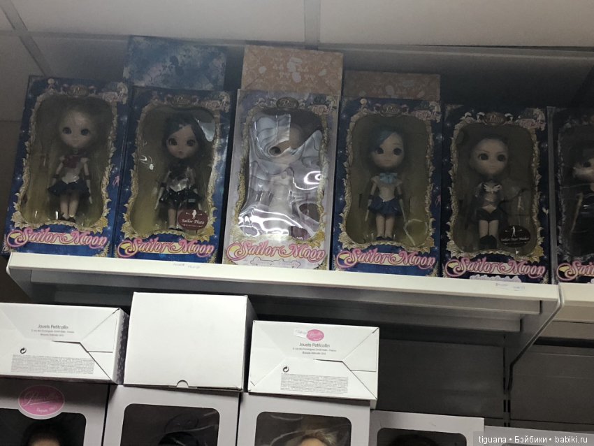 Шоурум в Сидоллс. Что там можно увидеть сразу. Типа экскурсия