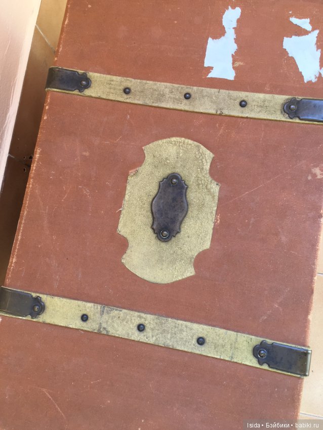 Demoiselle Jumeau с коробкой и великолепным оригинальным гардеробом