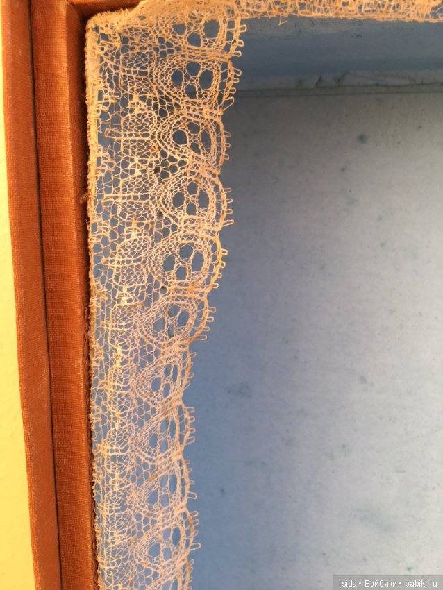 Demoiselle Jumeau с коробкой и великолепным оригинальным гардеробом