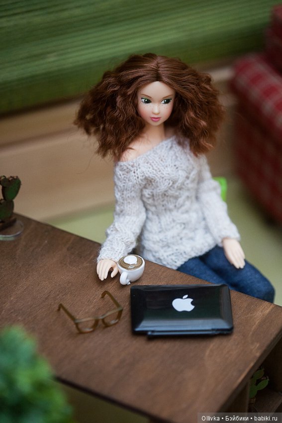 Новый набор мебели, навеян осенью и... кактусами