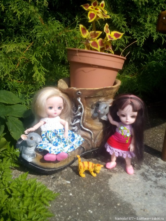 К Алесе приехала сестрёнка Лика