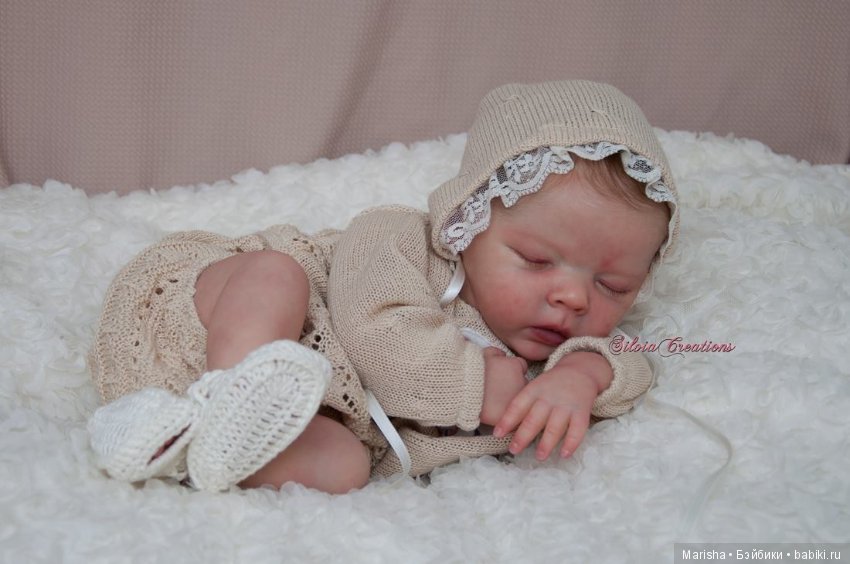 Lola скульптора Bonnie Sieben, автор прототипа Silvia Ezquerra