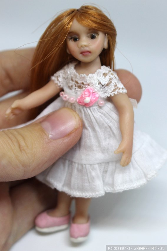 Миниатюра 1/12 Первая куколка