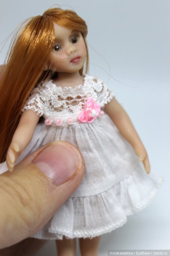 Миниатюра 1/12 Первая куколка