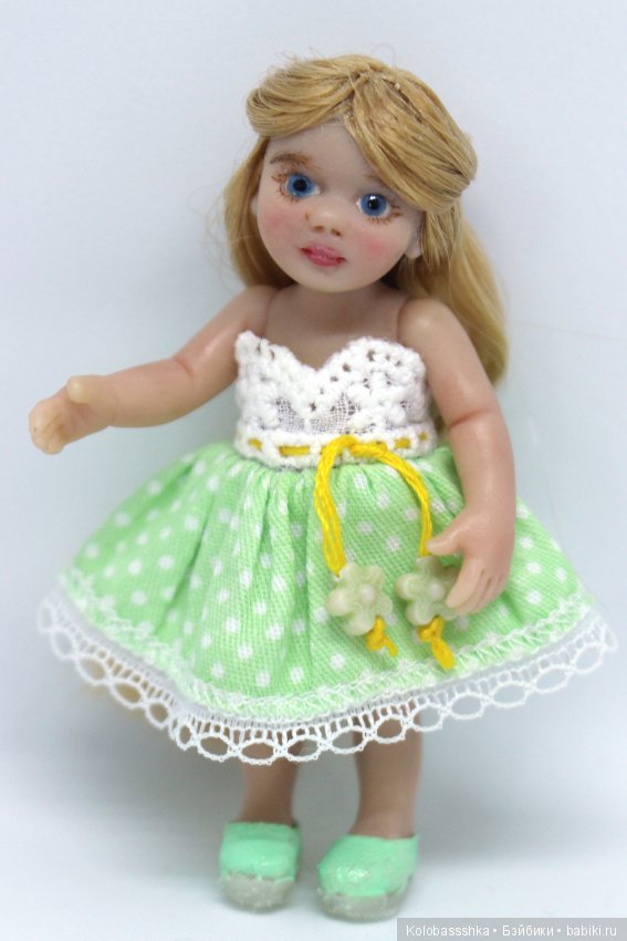 Миниатюра 1/12 Вторая куколка (фото 7)