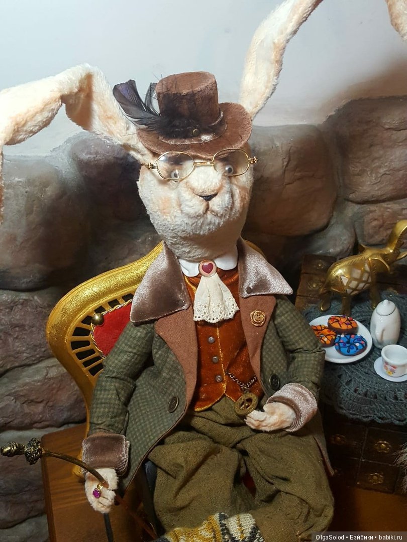 Белый Кролик - и в Стране чудес время неумолимо