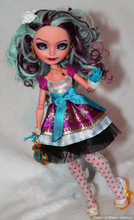 Мэделлин Хэттер — ООАК Monster High и Ever After High: репейнт