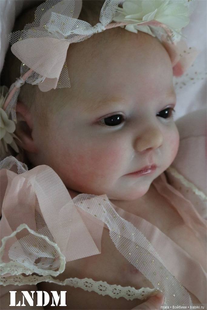 Realborn June Awake from Bountiful Baby, автор прототипа Marie Metayer