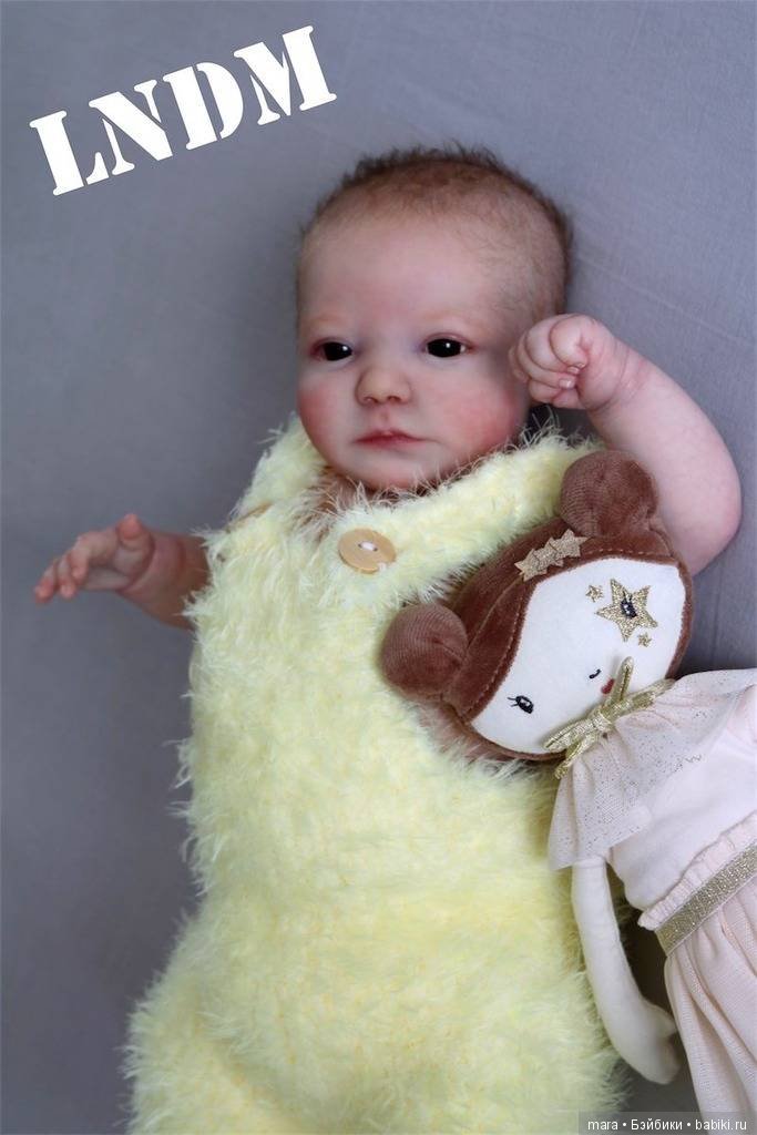 Realborn June Awake from Bountiful Baby, автор прототипа Marie Metayer