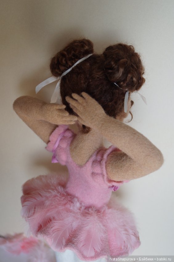 Тата. Маленькая балерина — Авторские куклы из шерсти (валяние): сухое (фото 3)