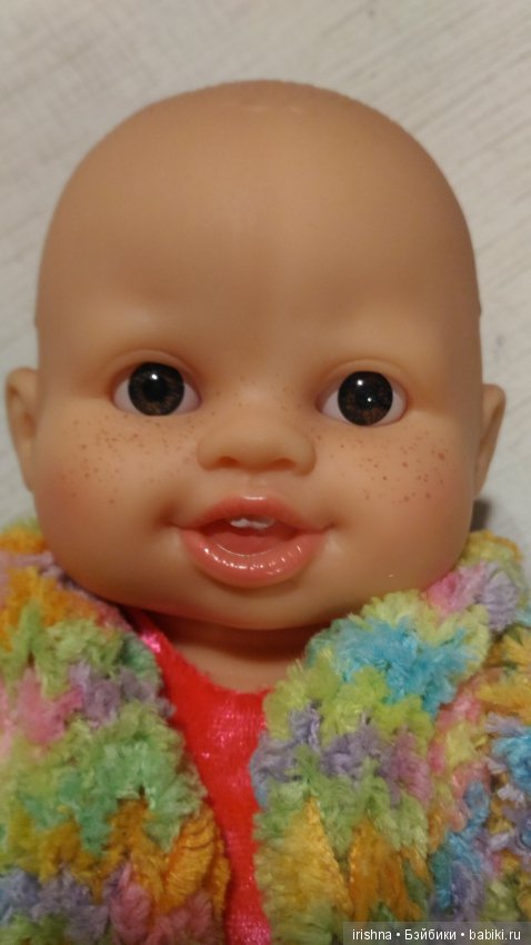 Как Нора Paola Reina поменяла глазки (фото 2)