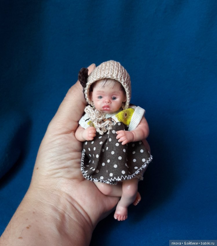 Авторские мини куколки из полимерной глины