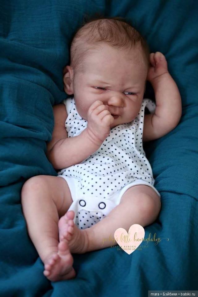 Elwyn скульптора Elisa Marx, автор прототипа Jacqueline Kramer