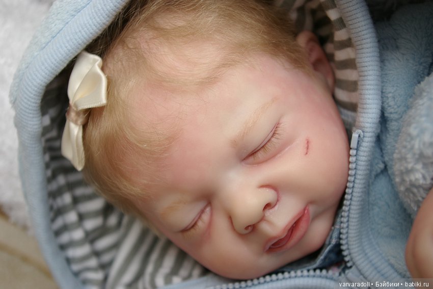 Родилась новая малышка. Из молда Робин