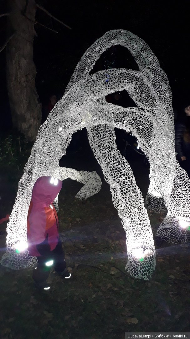 Девчонки,айда погуляем (2) Город света (фото 2)