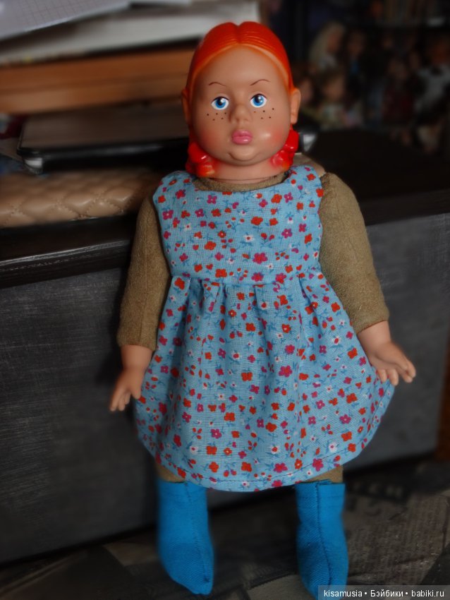 Вот такая Марфуша. Переделка перчаточной куклы