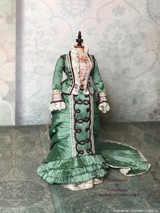 С модных страниц журнала. Коллекционная миниатюра 1/12