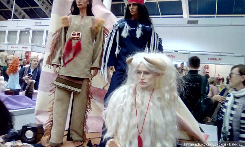 Где куклы так похожи на людей... (Салон кукол на Тишинке 2018)