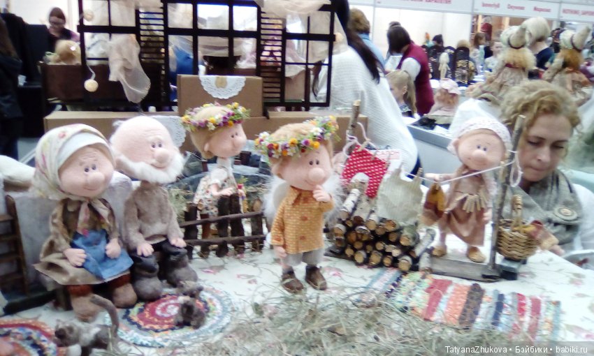 Где куклы так похожи на людей... (Салон кукол на Тишинке 2018)