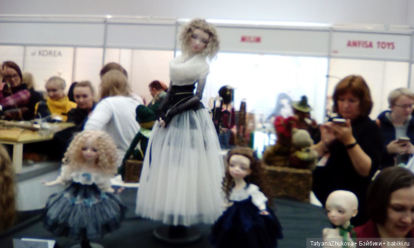 Где куклы так похожи на людей... (Салон кукол на Тишинке 2018)