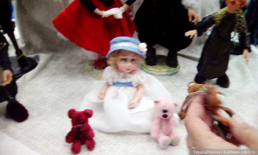 Где куклы так похожи на людей... (Салон кукол на Тишинке 2018)