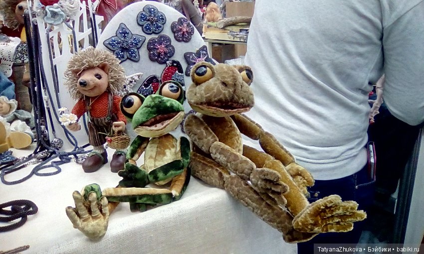 Где куклы так похожи на людей... (Салон кукол на Тишинке 2018)
