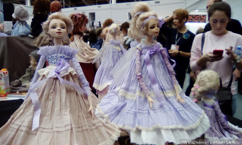 Где куклы так похожи на людей... (Салон кукол на Тишинке 2018)