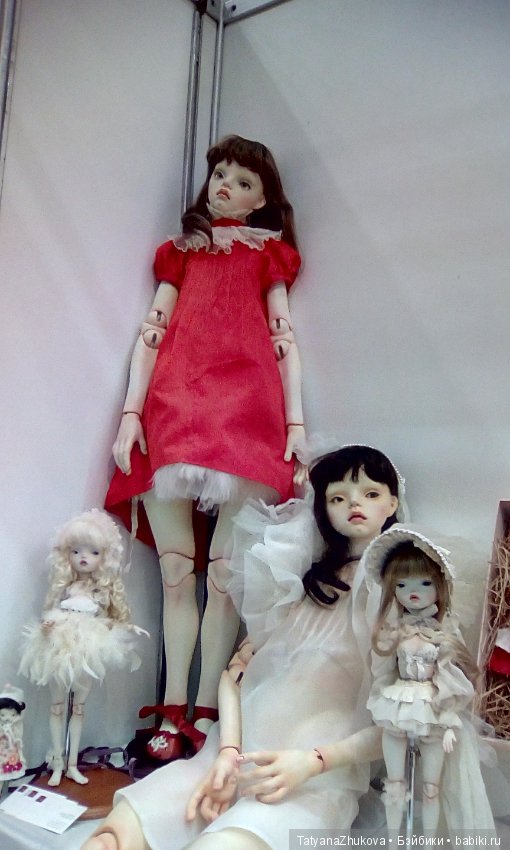 Где куклы так похожи на людей... (Салон кукол на Тишинке 2018)