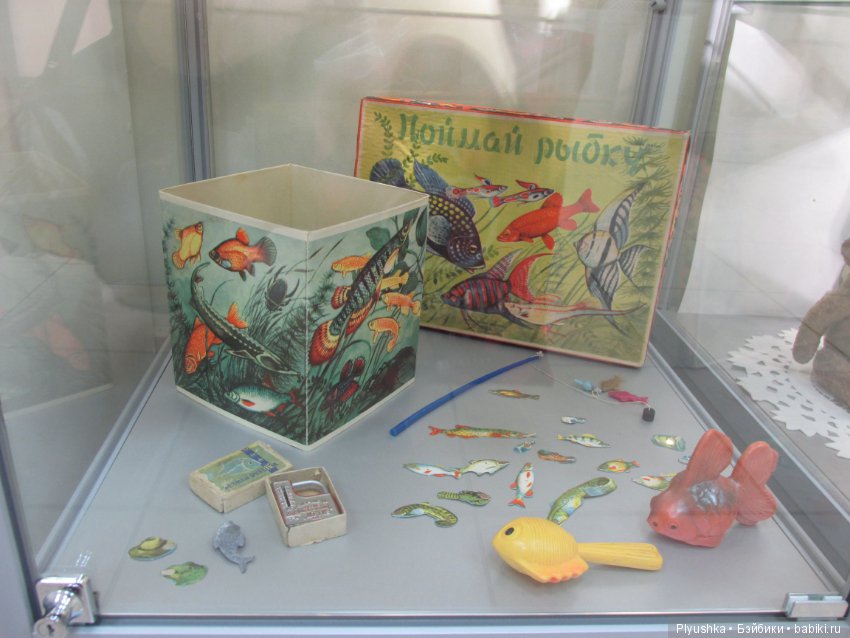 Выставка винтажных игрушек "Детский мир далёких лет" в Мытищинской картинной галерее