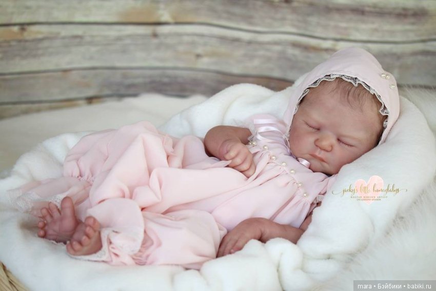 Eloise скульптора Maisa Said, автор прототипа Jacqueline Kramer