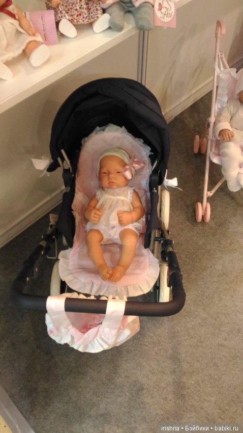 Выставка "Мир детства" — Выставки кукол и мишек Тедди: фоторепортажи