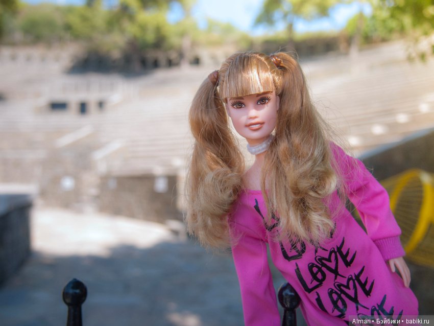 Немного лета хмурой осенью