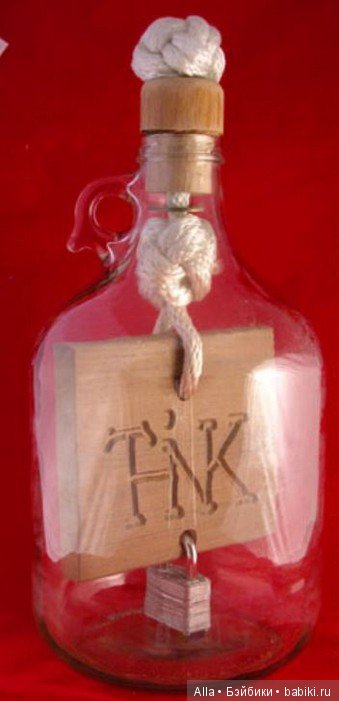 Некоторые из бутылок, которые невероятным образом наполнил Гарри Энг (фото 2)