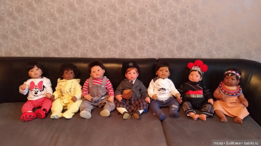 Inuit of Canada Lee Middleton doll. Канадский эскимос