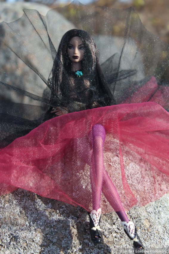 Don't kiss the vampire — Куклы Integrity Toys (Интегрити): Poppy Parker (фото 5)