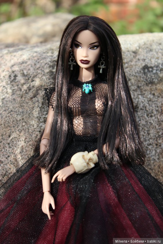 Don't kiss the vampire — Куклы Integrity Toys (Интегрити): Poppy Parker (фото 3)