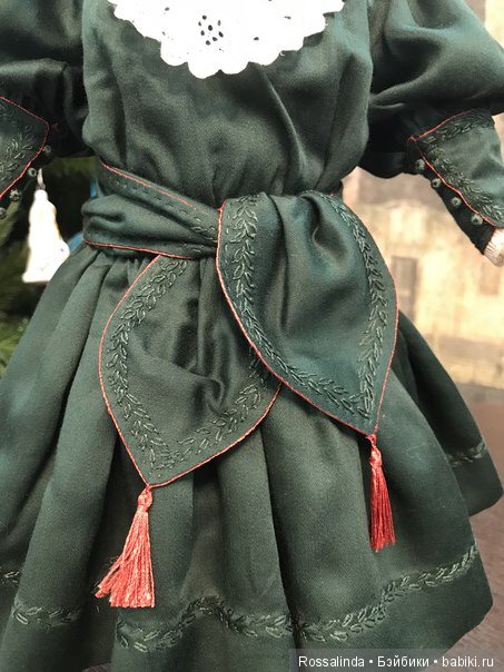 Как наряжалась Каролинка — Редкие антикварные куклы и реплики: воск