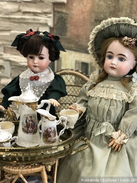 Как наряжалась Каролинка — Редкие антикварные куклы и реплики: воск