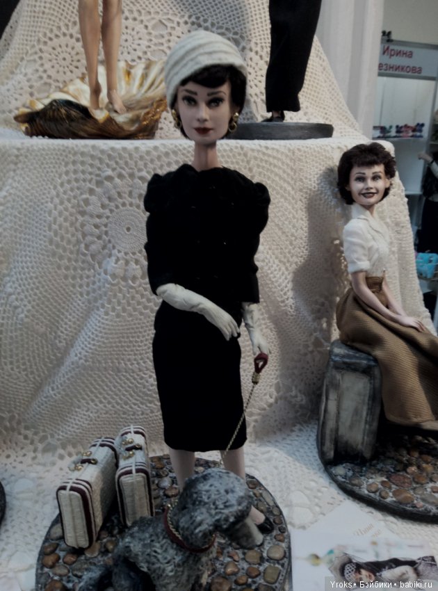 Октябрьская Модная Лялька в Киеве часть 1