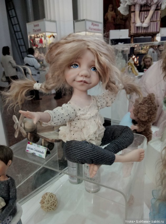 Октябрьская Модная Лялька в Киеве часть 2