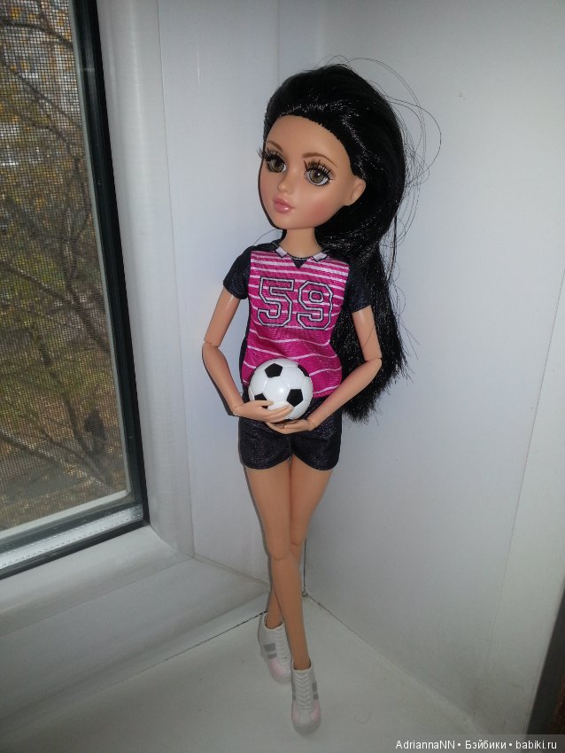 Футболистка Лея Мокси Тинз. Моя версия (фото 9)