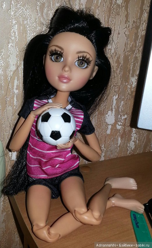 Футболистка Лея Мокси Тинз. Моя версия